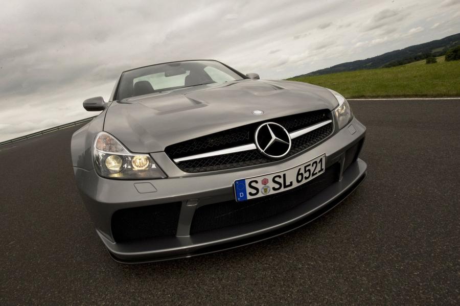  Mercedes-Benz SL65 AMG Black Series 2009 года  (фото 33 из 45)